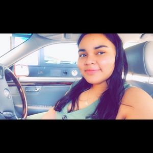 Meet your Posher, Isabella